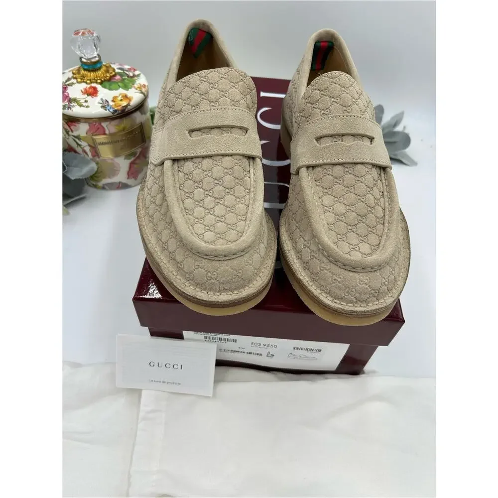 Gucci Men's oatmeal Suede GG Logo Penny Loafers size 8 made in Italy